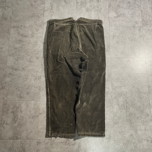 30s Le Chat Vert Farmers' Wide Ribbed Corduroy in Brown,W39