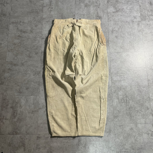 30s-40s Le 1,000,000 Farmers Wide Ribbed Corduroy in White ,W33