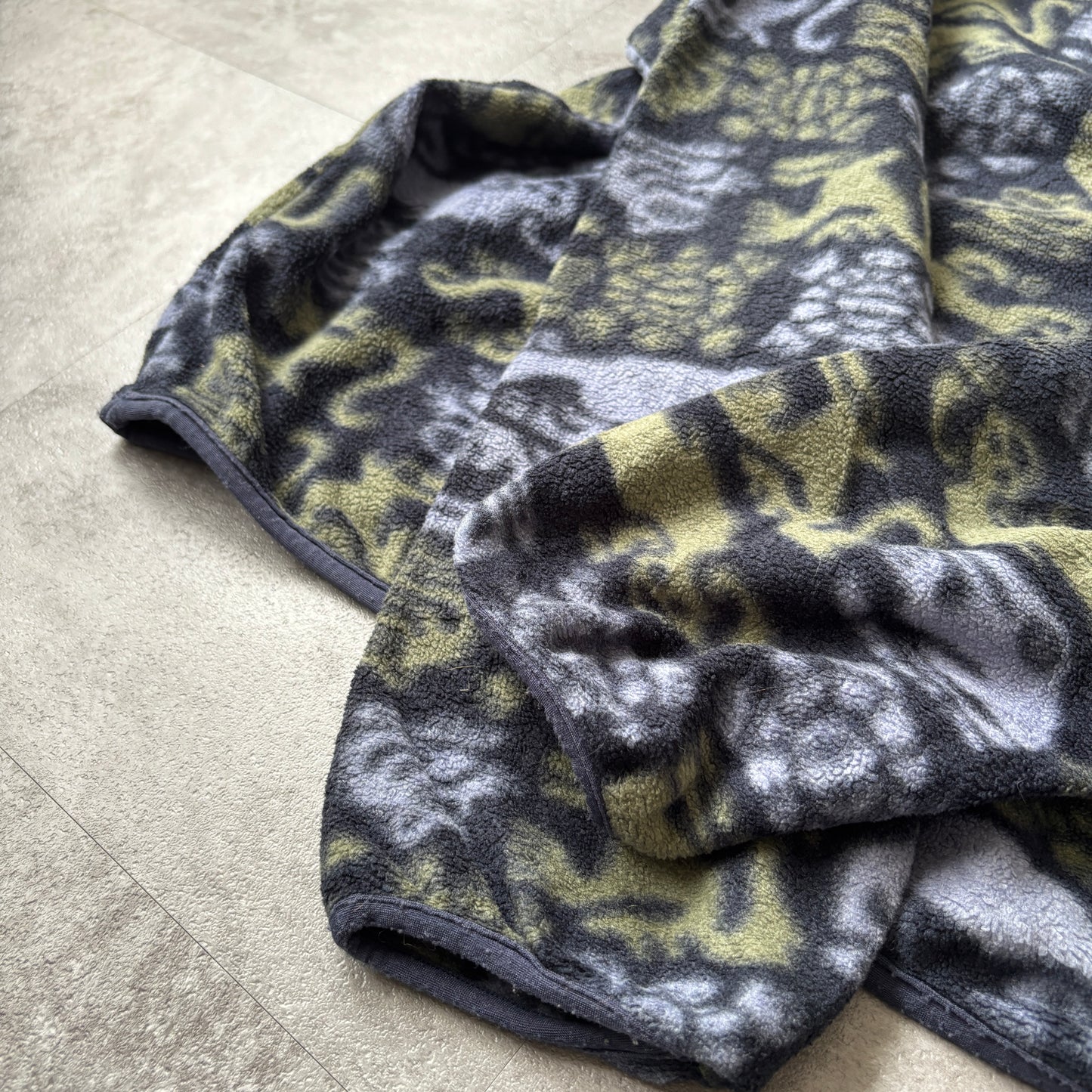 90s patagonia snap-t creature camo XL