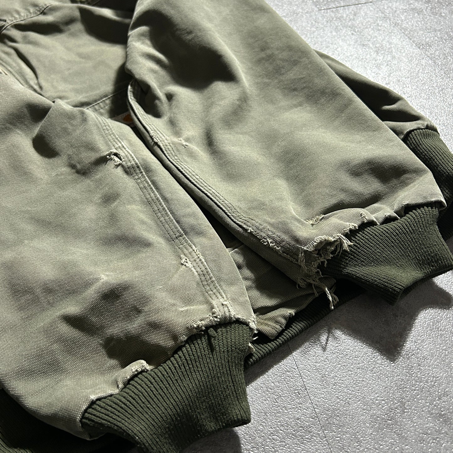 00s メキシコ製 モスグリーン カーハート アクティブジャケット ダックL