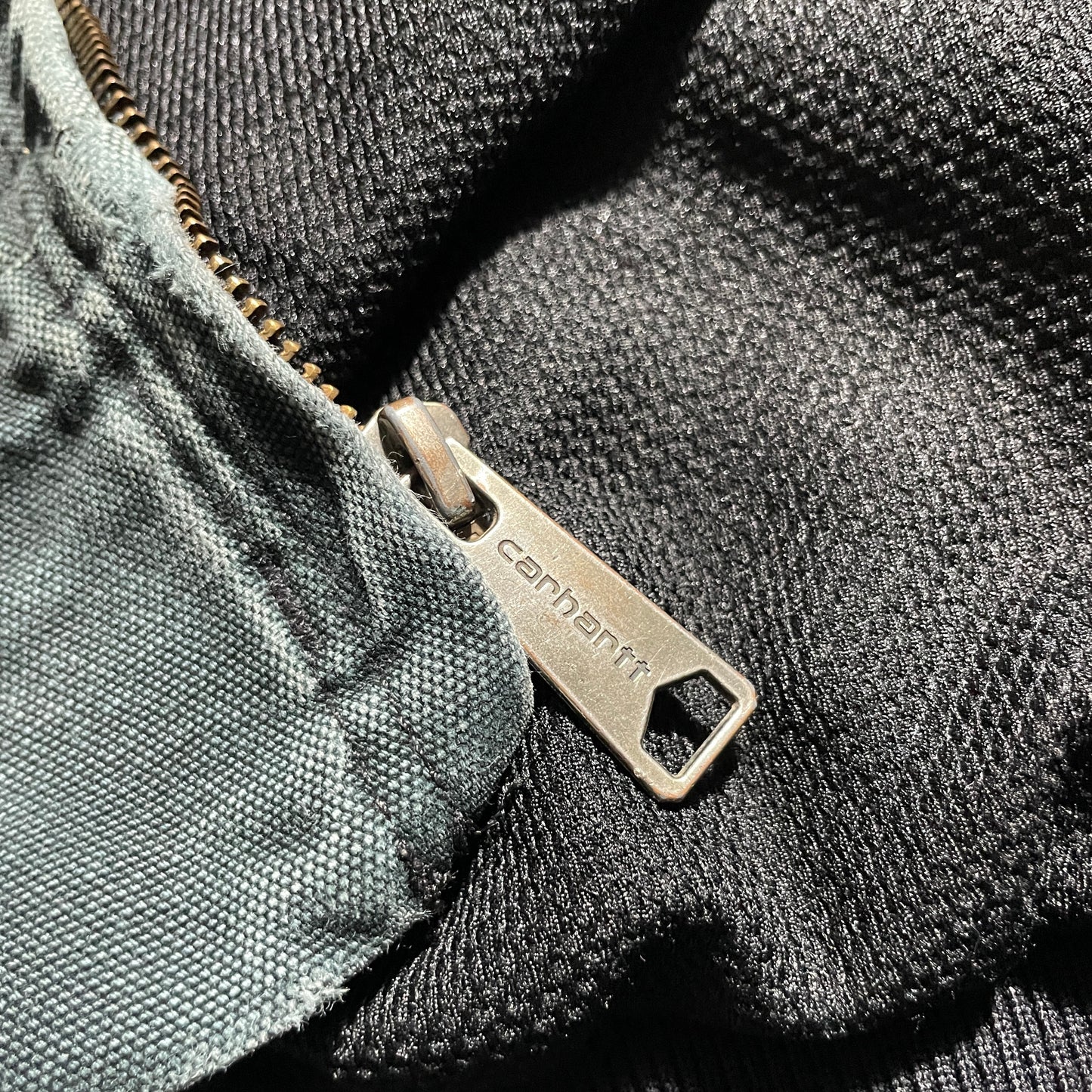 2000s Made in USA Black Carhartt Active Jacket, Duck Size L