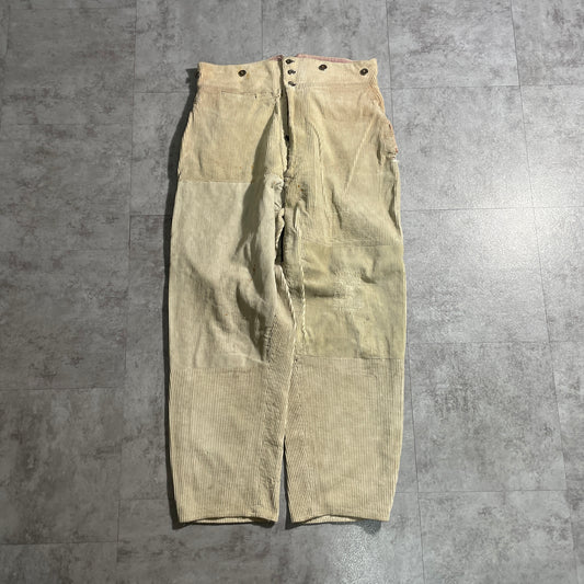 30s-40s Le 1,000,000 Farmers Wide Ribbed Corduroy in White ,W33