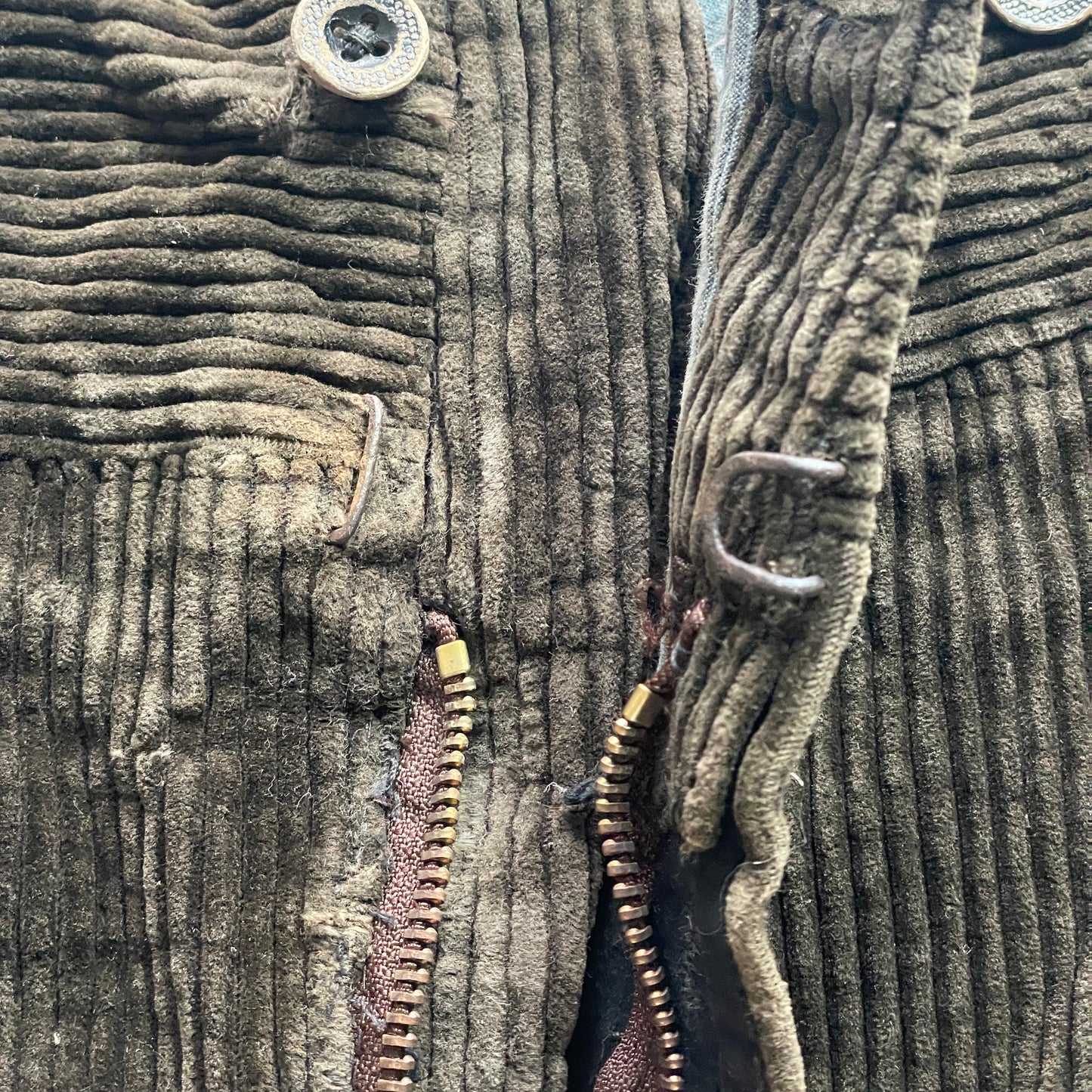 40s Farmers Wide Ribbed Corduroy, Dark Brown ,W40