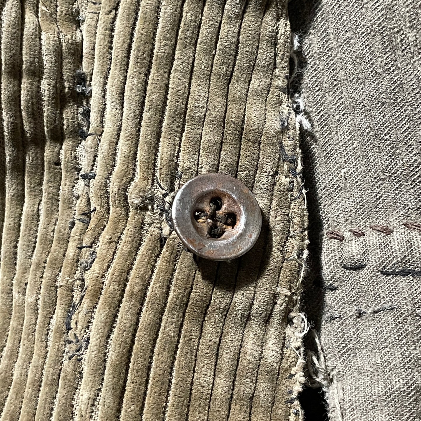 20s-30s Farmers Wide Ribbed Corduroy Brown with Needle Cinch Back, Size 32