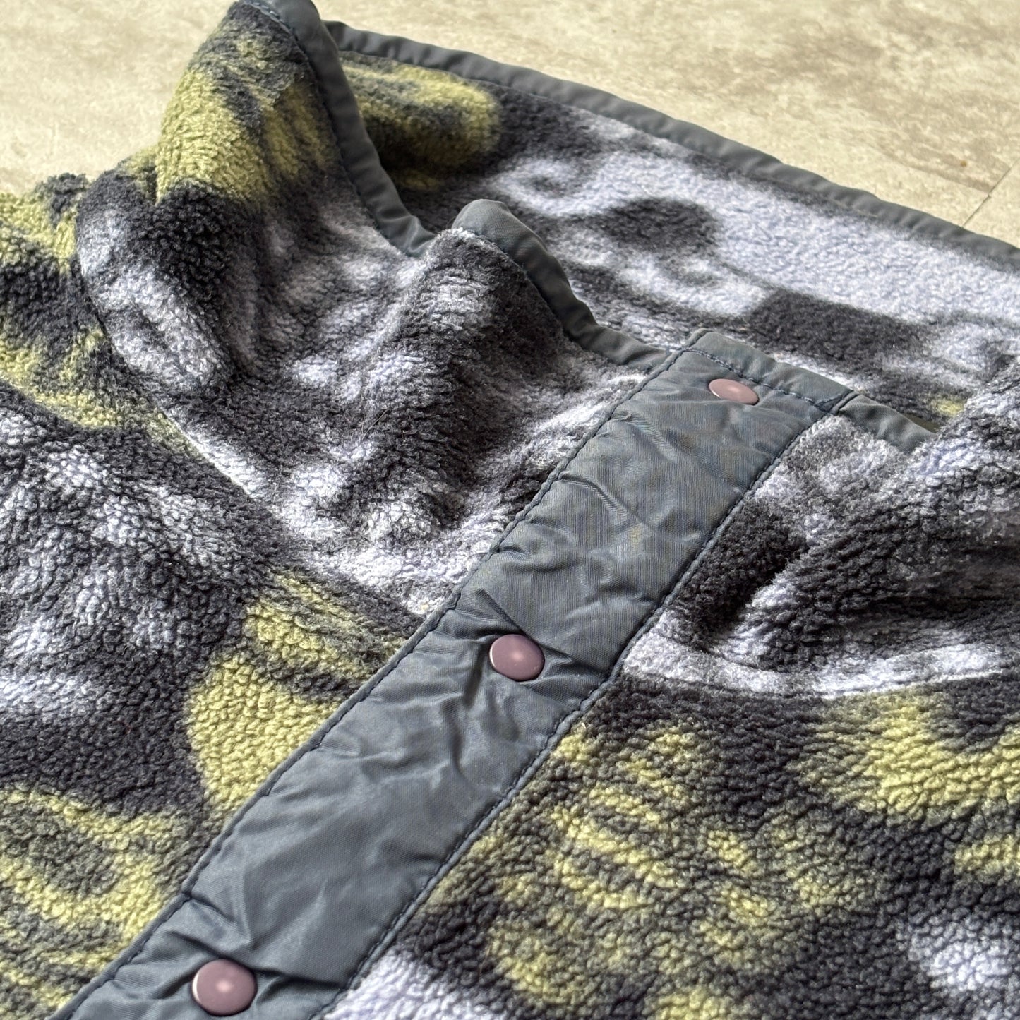 90s patagonia snap-t creature camo XL