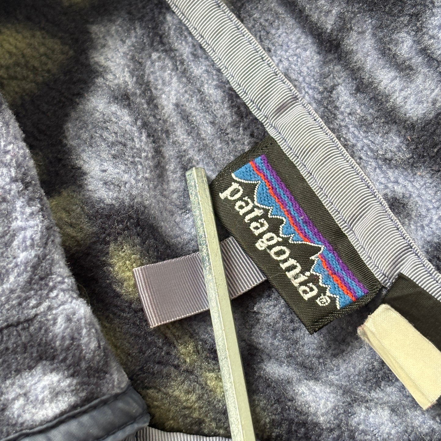 90s patagonia snap-t creature camo XL