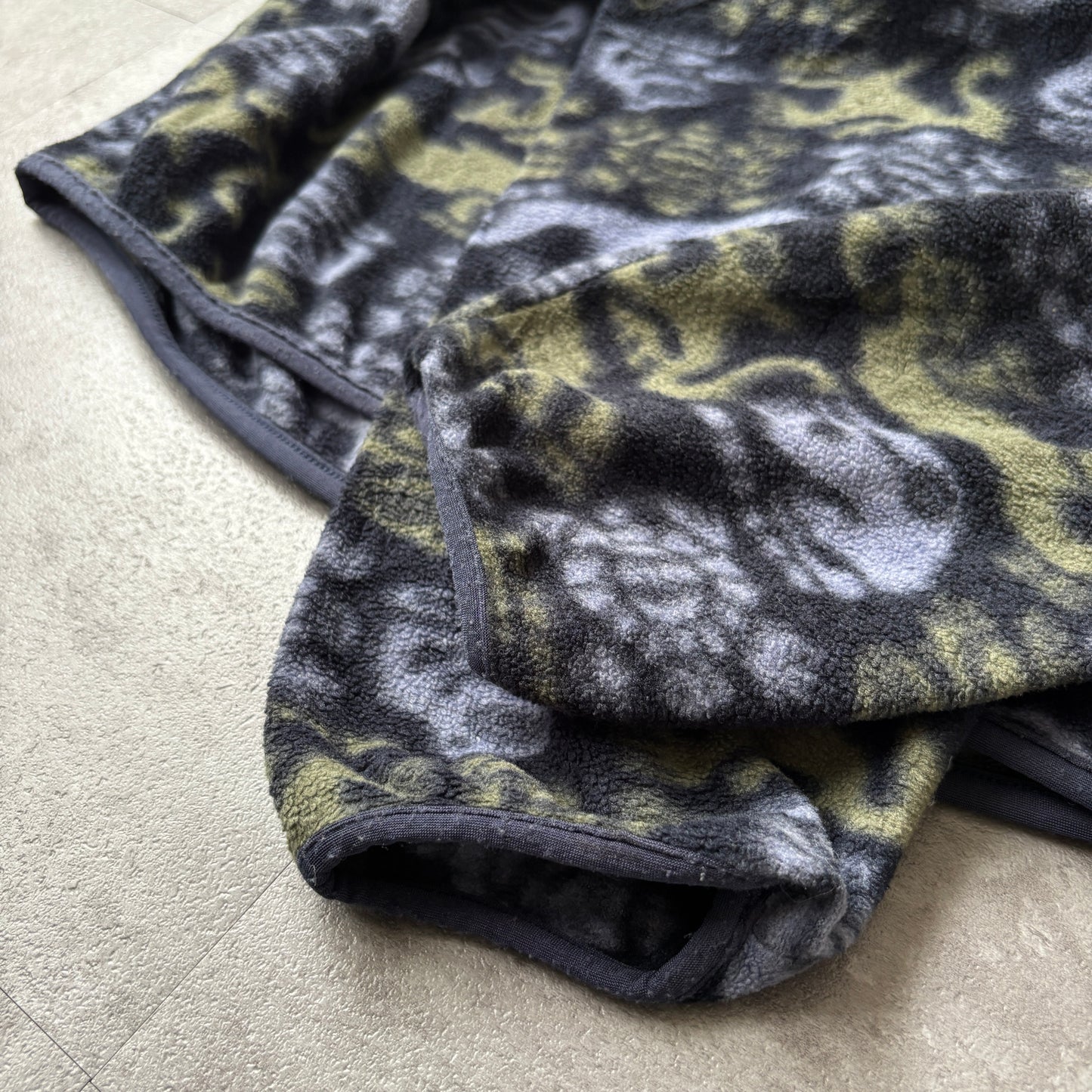 90s patagonia snap-t creature camo XL