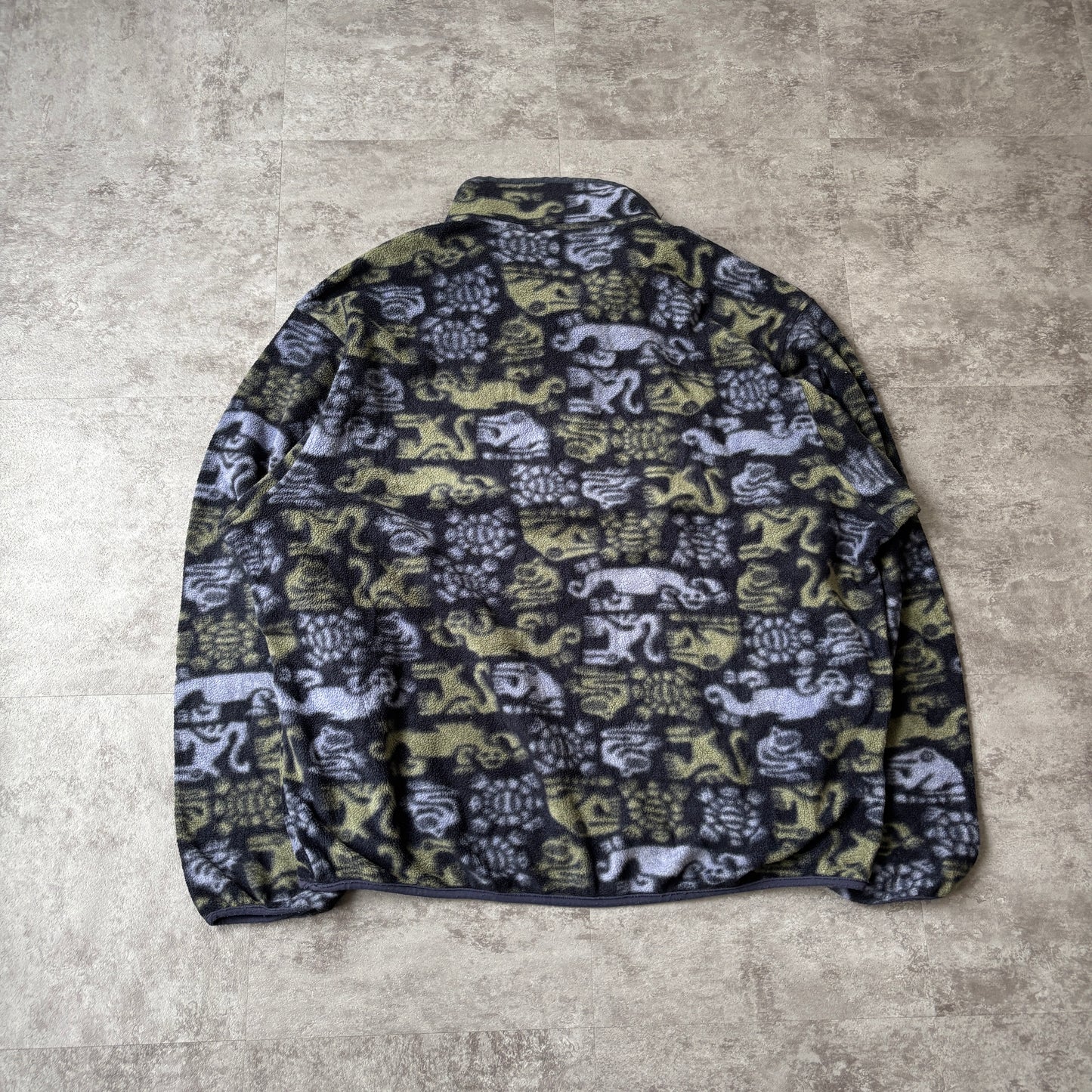 90s patagonia snap-t creature camo XL