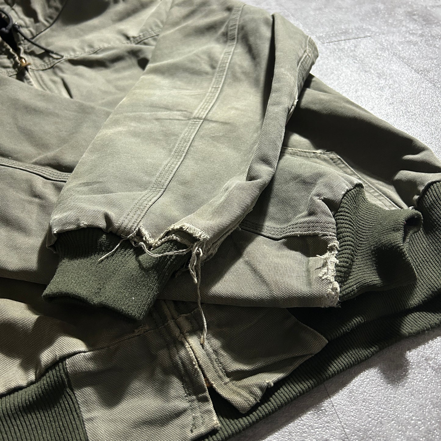 00s メキシコ製 モスグリーン カーハート アクティブジャケット ダックL