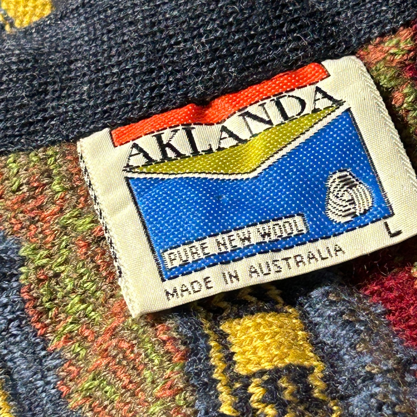 00-90s AKLANDA pure new wool 3D knit cardigan, made in Australia, size L, 100% wool