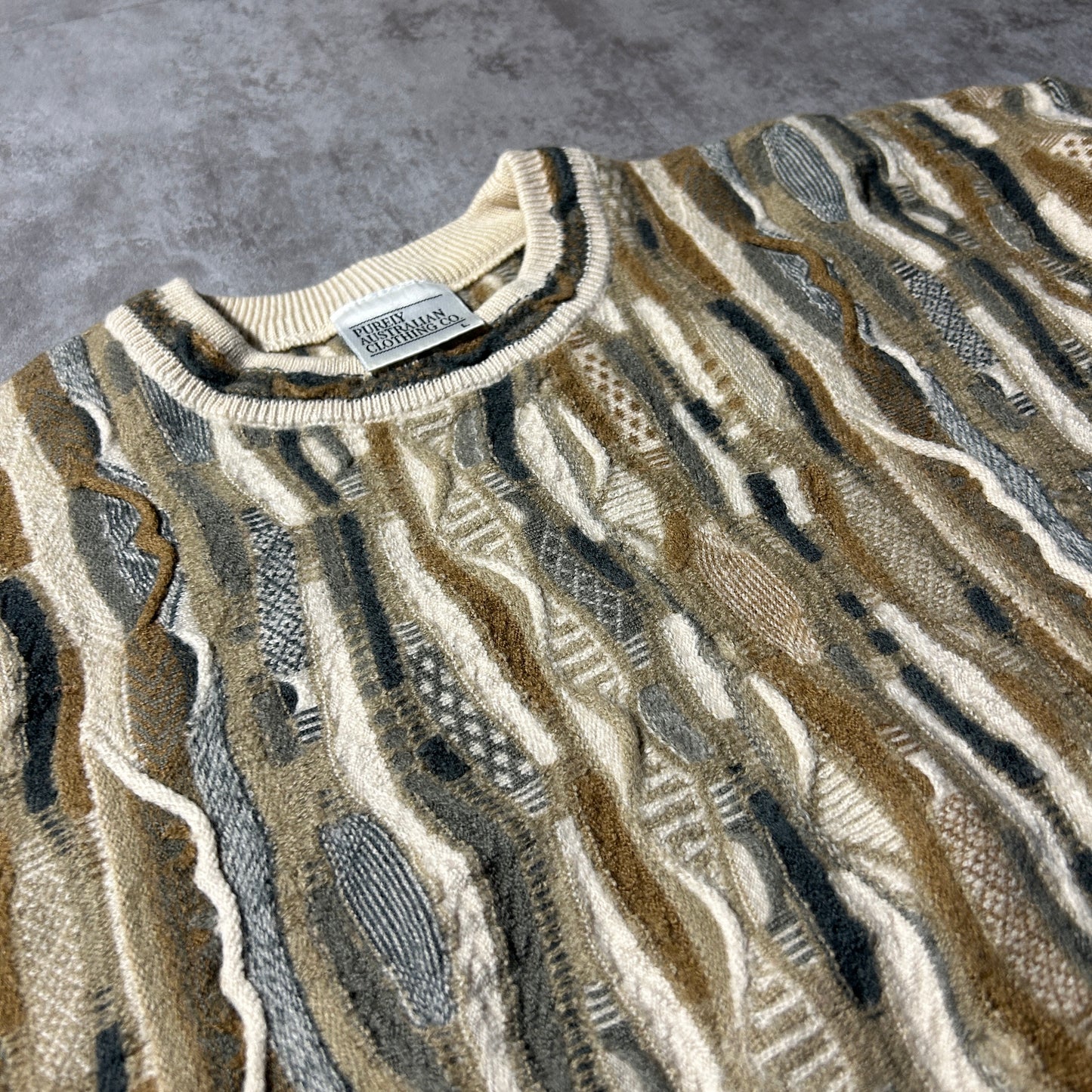 00-90s PULERY AUSTRALIAN CLOTHING CO. pure new wool 3D knit vest, size L, made in Australia, 100% wool